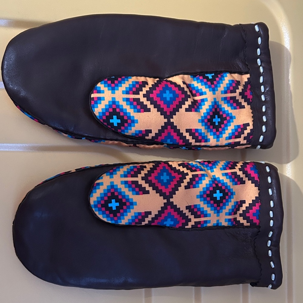 Homemade Geometric Patterned Deer hide Leather Mittens